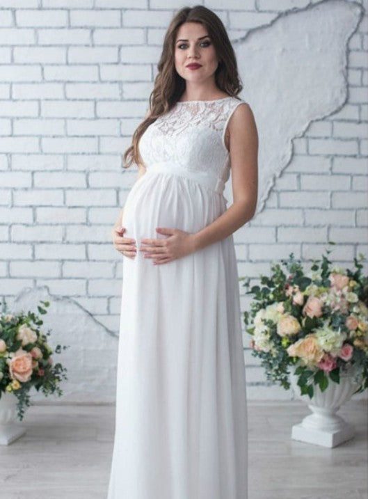 Beautiful Sleeveless Maternity Dress